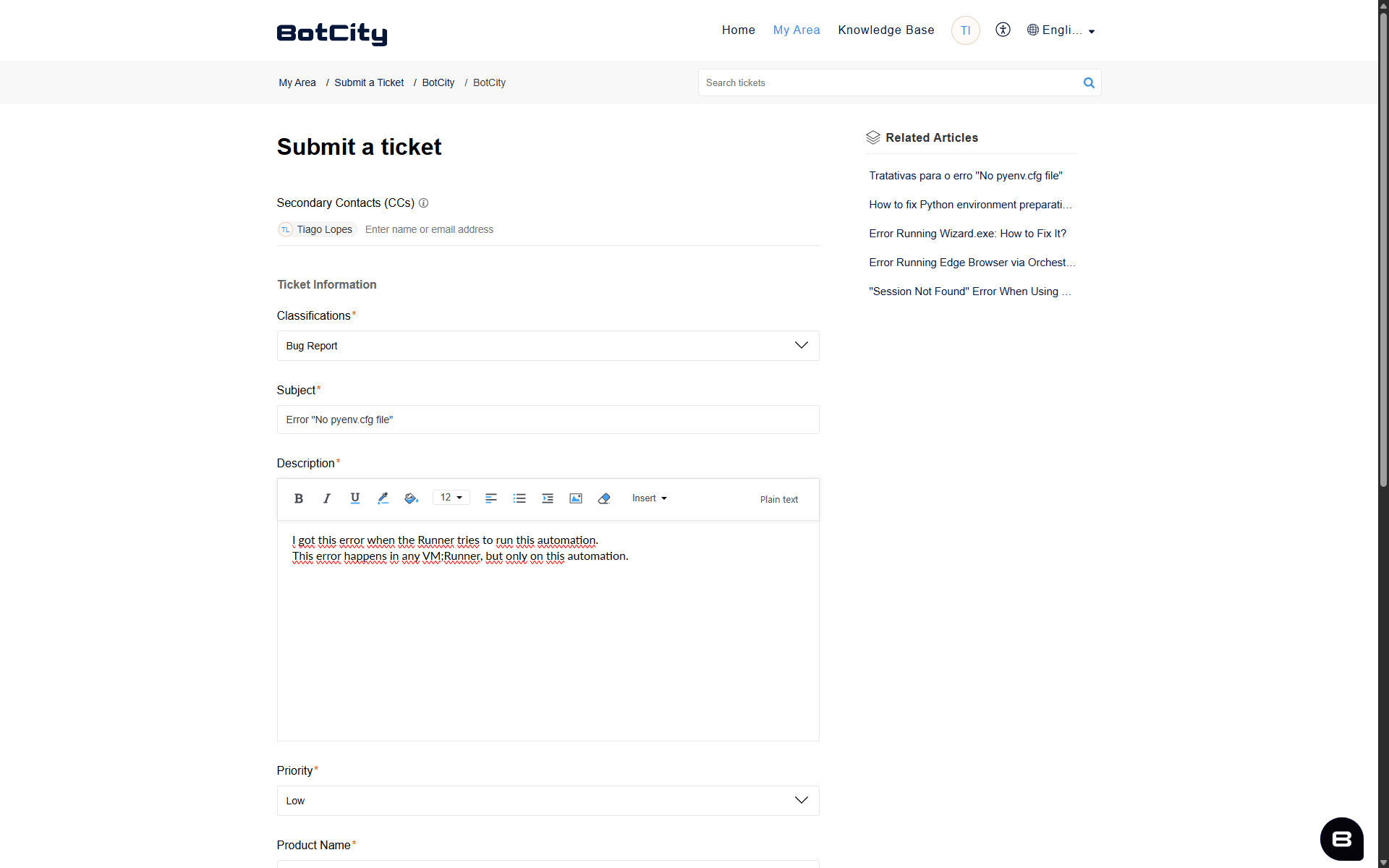 Formulário de abertura de ticket com os campos Contatos secundários (CCs), Classificações definida como "Bug Report", Assunto e Descrição preenchidos