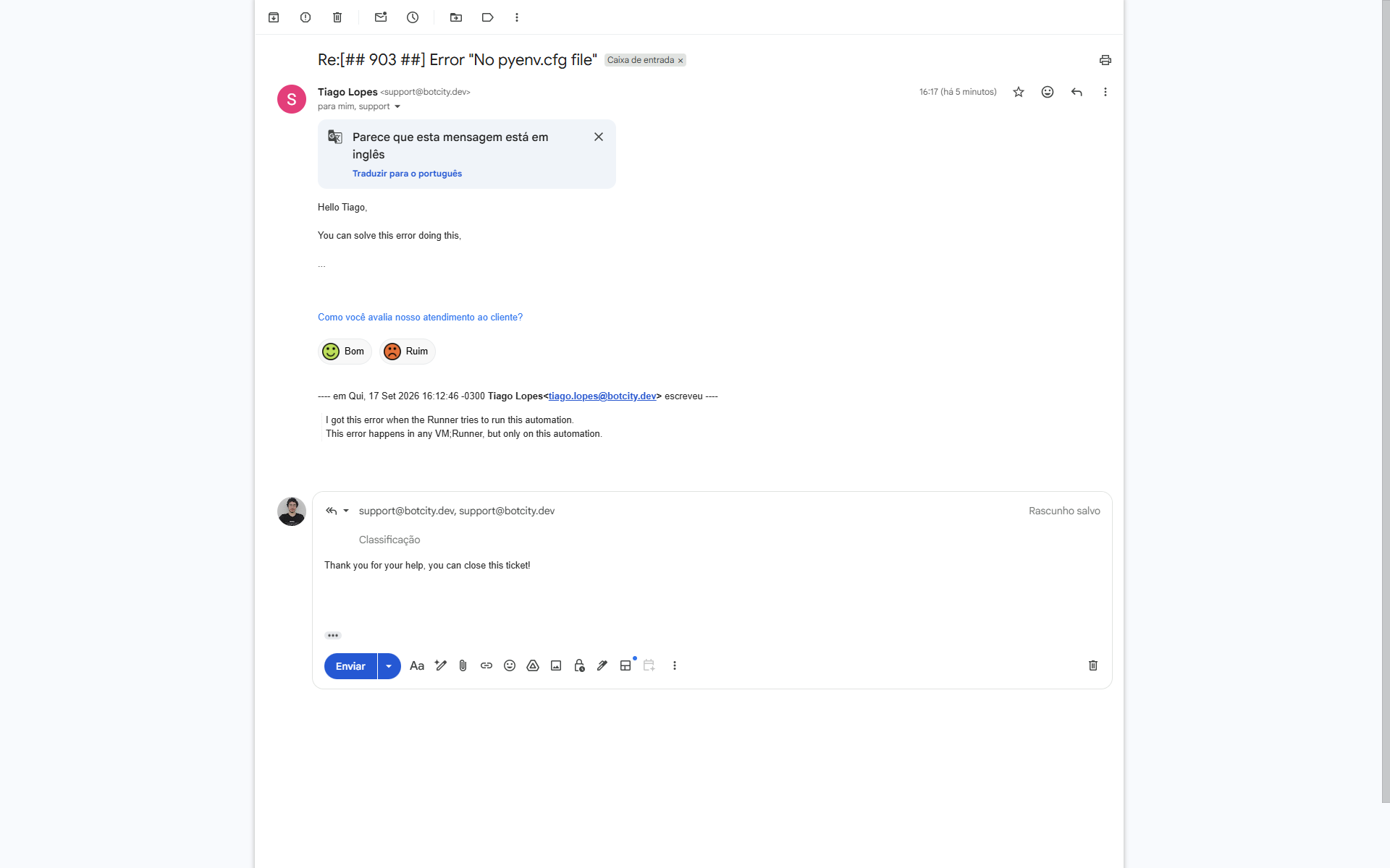 Ticket reply received by email, with the support message and the service rating icons